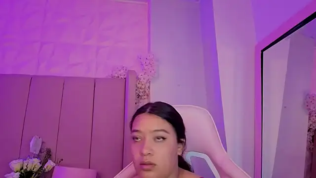 Czat XXX na żywo – MollyBigBoobs12