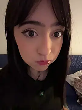 Hinata_3 即時 XXX 聊天