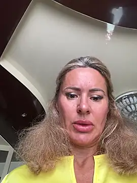 Chat XXX en directo de Tania201243
