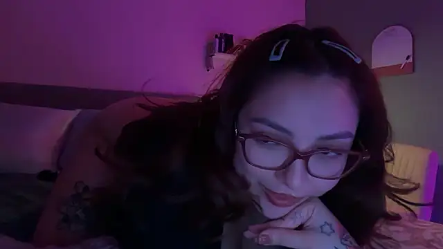 Czat XXX na żywo – native_naya