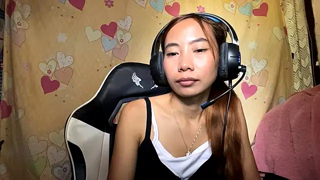 PiaSwida Live XXX-chat