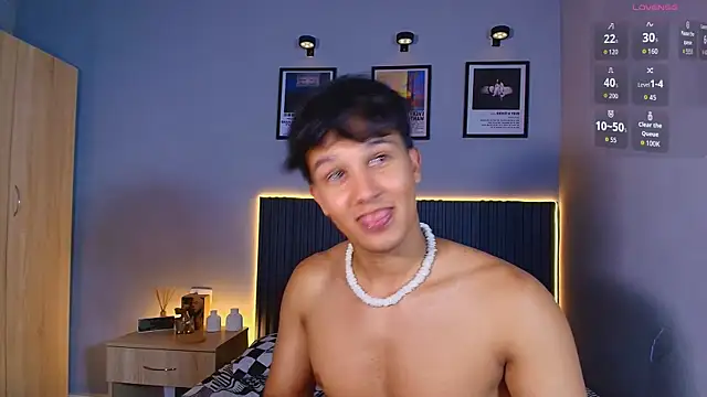 Leo_Savage_ live XXX chat