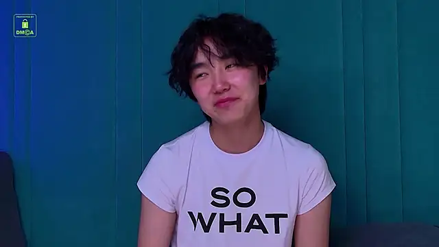 Chat +18 de HeejinWang ao vivo