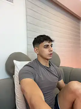Mark_Aiken's Live XXX Chat