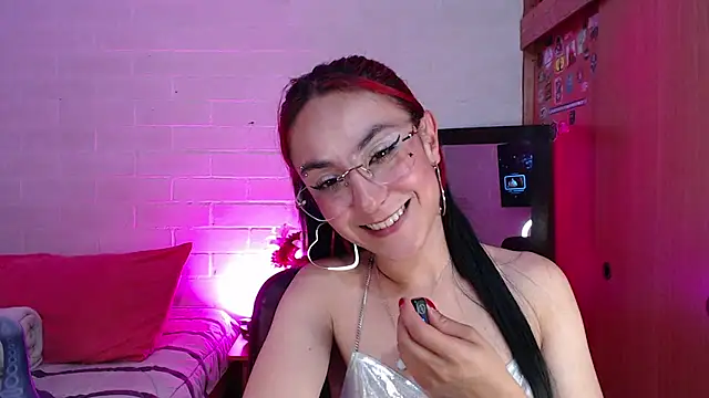Amy66's Live XXX Chat