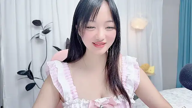 Winnie666999 Chat XXX in diretta