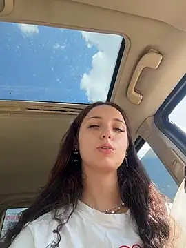 DollyTall's Live XXX Chat