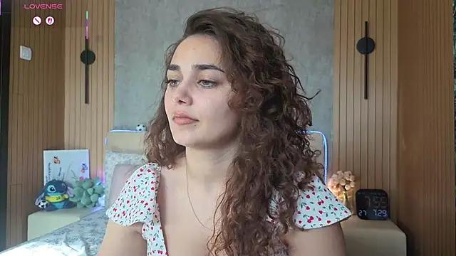 KatarinaHeaven's Live XXX Chat