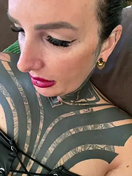 KathaleaNoir's Live XXX Chat