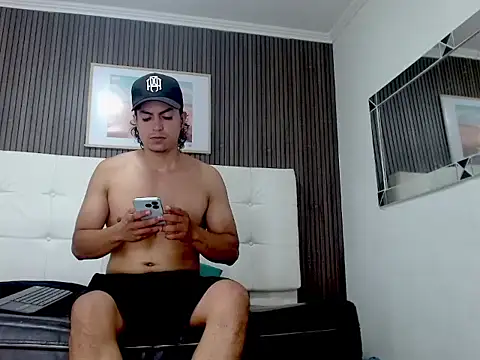 Czat XXX na żywo – Alex_Wolft