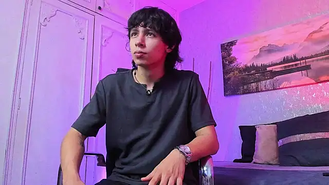 Tyler_durten Chat XXX in diretta