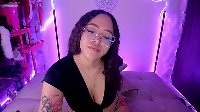 liz_martins1 Adlı Modelin Canlı XXX Sohbeti