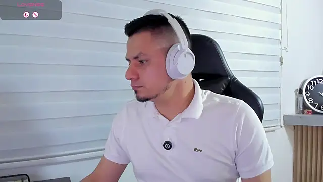 Rick_Adams XXX чат на живо