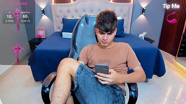 Tommy18__ Live XXX-Chat