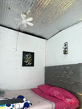 emily__sweet__ 라이브 XXX 채팅