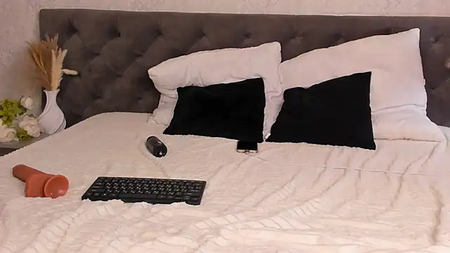 Juicy_Mollyy's Live XXX Chat