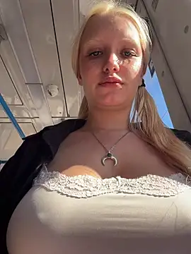 Chat XXX en directo de Elfi_InPublic