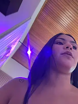 janna_lopez_ Adlı Modelin Canlı XXX Sohbeti