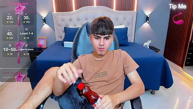 Tommy18__'s Live XXX Chat