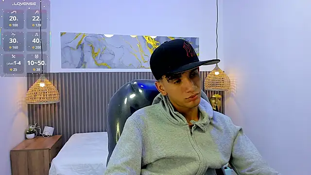 Онлайн чат XXX JDWhite18