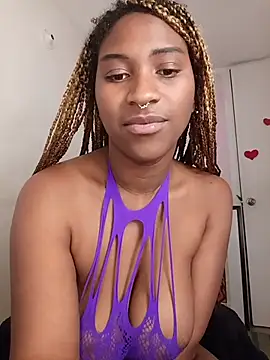 EvonyFoxxx's Live XXX Chat