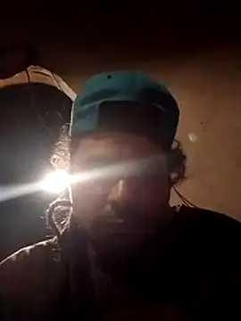 Maxirasta12_'s Webcam Show