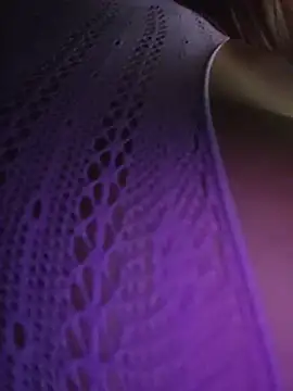 kylie_blck Adlı Modelin Canlı XXX Sohbeti