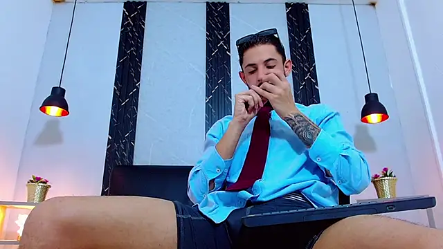 Erick_Wall – Naživo XXX chat