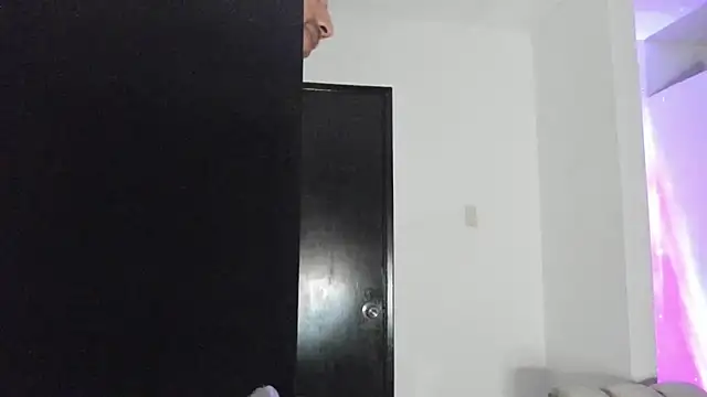 ThiagoLugo's Live XXX Chat