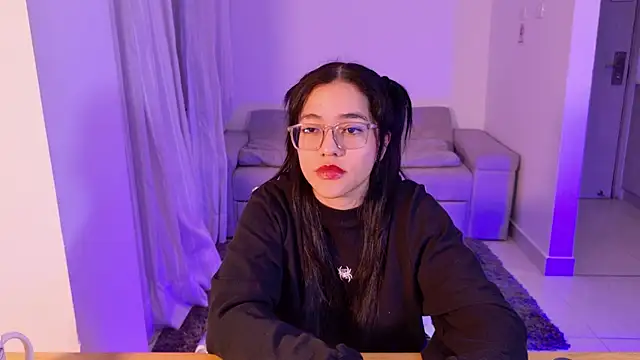 AntonellaBons' Live XXX Chat