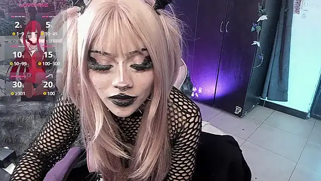 Živý XXX chat GothKitten666