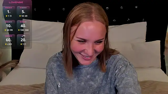 LianaFord's Live XXX Chat