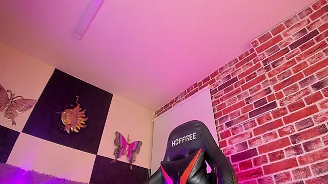 Engel_boss' Live XXX Chat
