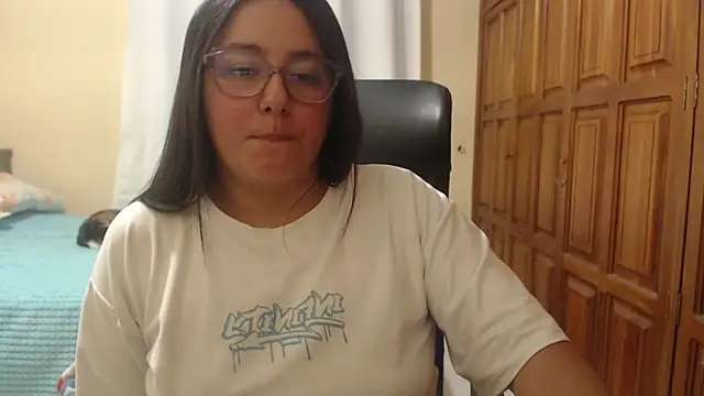 Venus_cat_n Live XXX chat