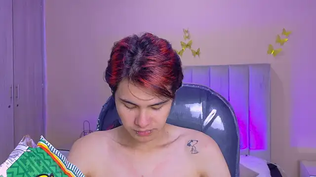 Chat +18 de Derek_Sinn ao vivo