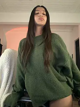 aly_golden_'s Live XXX Chat