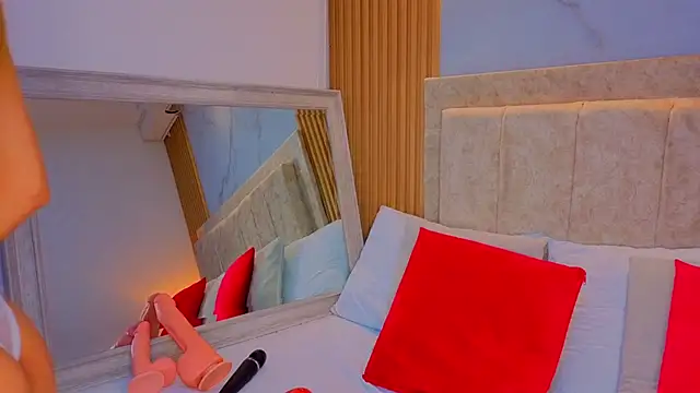 laiamilf 라이브 XXX 채팅