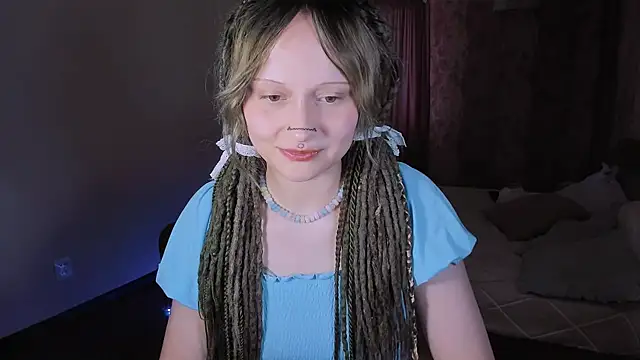 MariaMango Adlı Modelin Canlı XXX Sohbeti