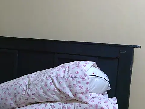 kinkydolll XXX чат на живо