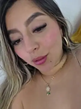 دردشة CelesteBlaze_ الجنسية المباشرة