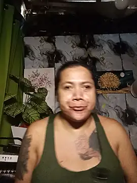TabooSHOWgirl18's Live XXX Chat