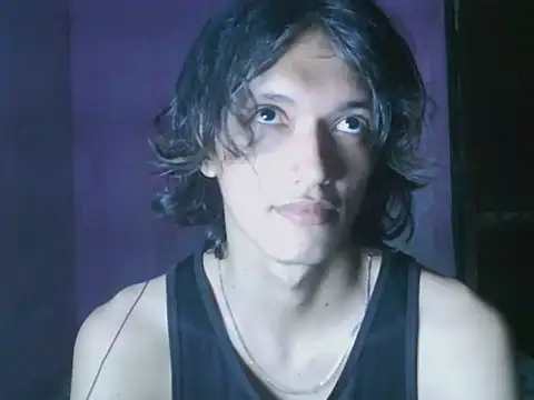 Chat +18 de cherryuwu ao vivo