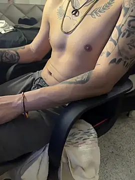 AlphaMasterXxx Live XXX-Chat