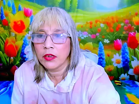 indianroxy Adlı Modelin Canlı XXX Sohbeti