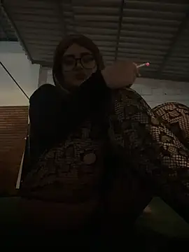 lya_nekko_ élő XXX-chatje