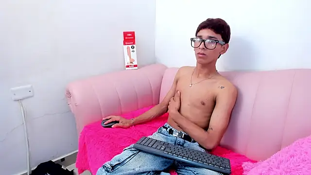 Chat +18 de Joseph18_ ao vivo