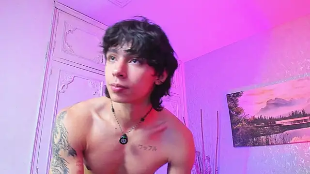 Tyler_durten Chat XXX in diretta