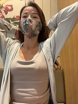 kiss_loo 即時 XXX 聊天