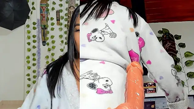 Chatroom XXX en direct de bella__funny