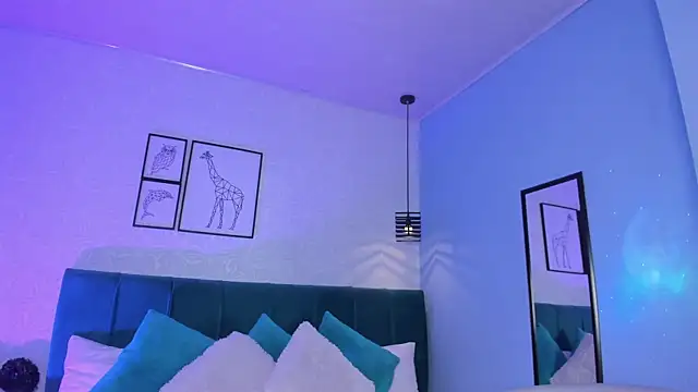 ninna_curly's Live XXX Chat